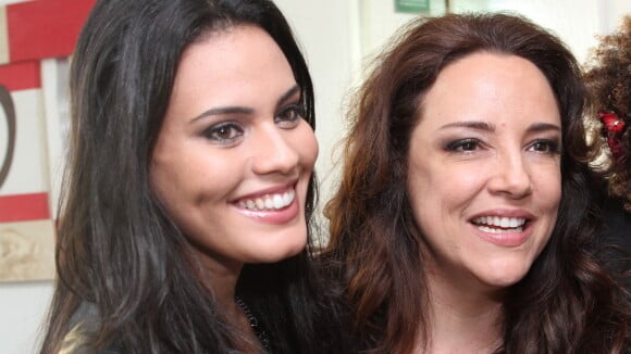 Ana Carolina revela noivado com Letícia Lima e vontade de filhos: 'Ela decide'