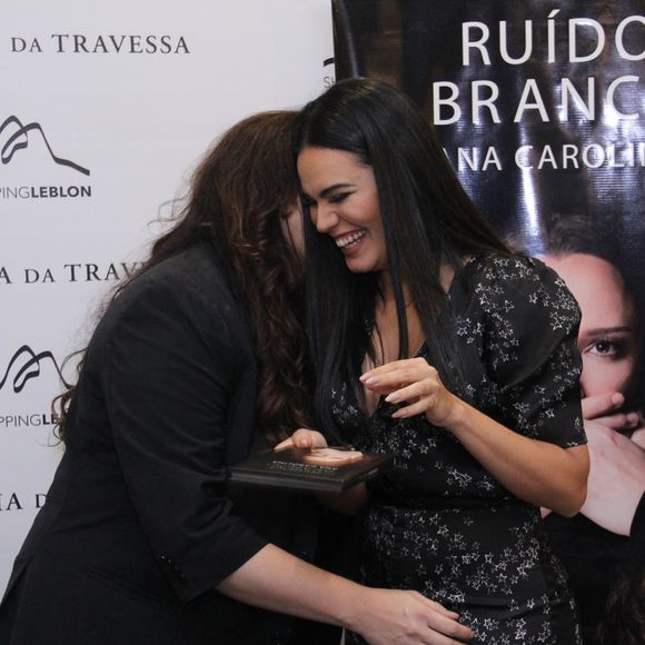 Ana Carolina ainda cogitou formar uma família a quatro