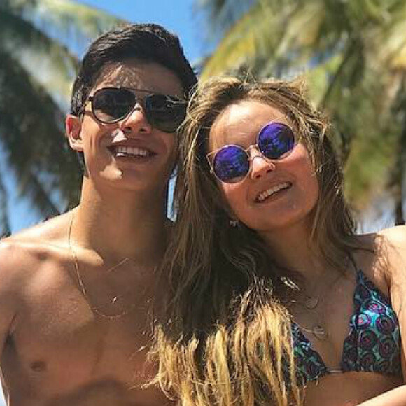 Larissa Manoela, namorada de Thomaz Costa, frisou sobre suposto silicone nos seios: 'As coisas mudam, as pessoas crescem, evoluem e ficam cada vez melhor'