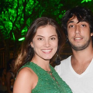 Bruna Hamú foi pedida em casamento pelo namorado, Diego Moregola, pai do primeiro filho do casal