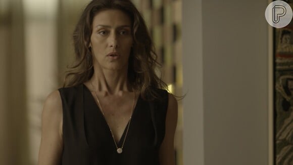 Joyce (Maria Fernanda Cândido) cai em armação e descobre que Irene (Débora Falabella) é a amante de Eugênio (Dan Stulbach), na novela 'A Força do Querer'