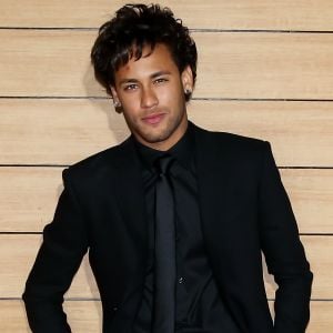 Neymar confirma término do namoro com Bruna Marquezine, em dia 22 de junho de 2017