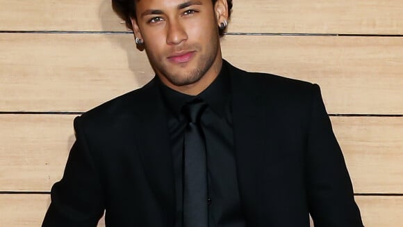 Neymar confirma fim de namoro com Bruna Marquezine em leilão: 'Que seja feliz'