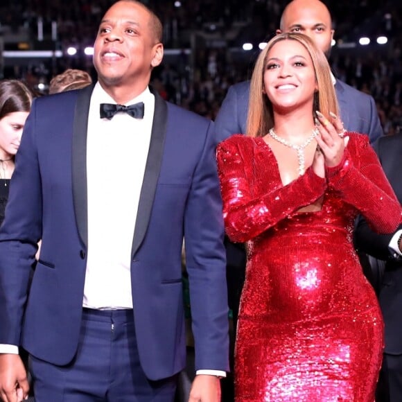 Beyoncé e a família família ficarão hospedados na mansão até o fim do verão nos Estados Unidos, em setembro. A casa está à venda por US$ 54,5 milhões