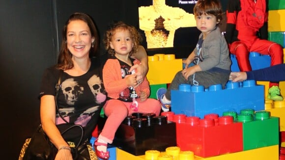 Filhos de Juliana Paes, Luana Piovani e Danielle Winits curtem exposição no Rio