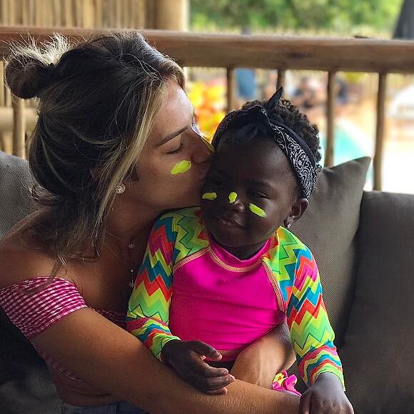 Giovanna Ewbank decidiu fazer nova adoção após a chegada da primogênita, Títi