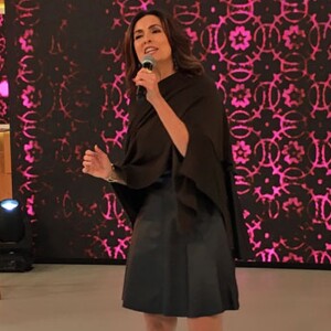 Fátima Bernardes ensaiou para cantar 'Evidências' no 'Encontro'