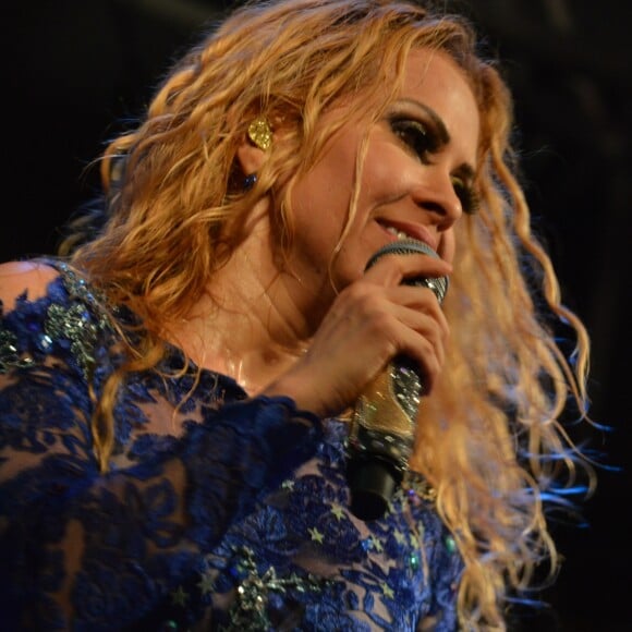 Joelma prefere não rotular a relação com Alessandro Cavalcante