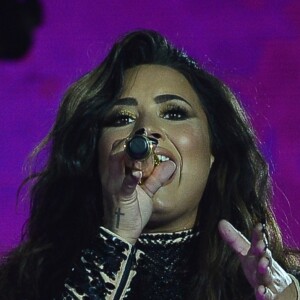 Demi Lovato se apresentou no primeiro dia de Villa Mix Goiânia no sábado, 1 de julho de 2017