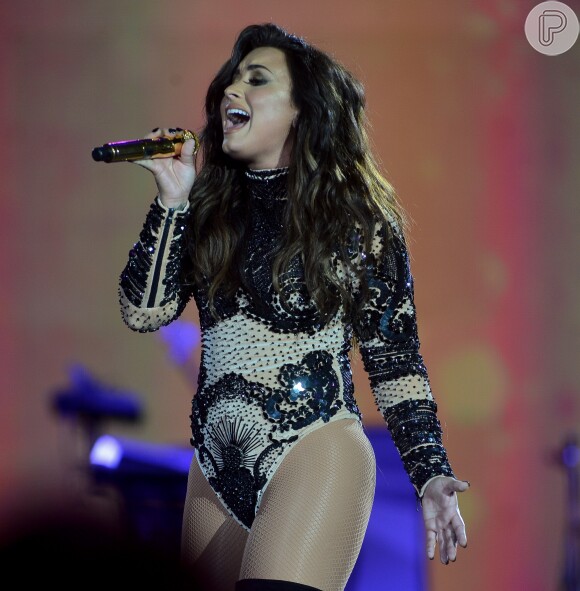 Demi Lovato foi a grande atração da noite no primeiro dia de Villa Mix Goiânia 2017
