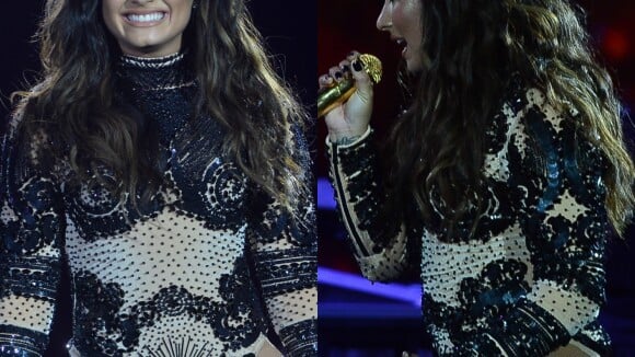 Demi Lovato usa body cavado e exibe boa forma em festival de música. Fotos!