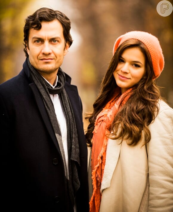 Laerte (Gabriel Braga Nunes) viu Luiza (Bruna Marquezine) pela primeira vez em Viena, na novela 'Em Família'