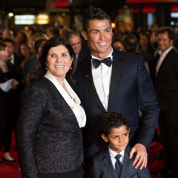 Cristiano Ronaldo é pai do pequeno Cristiano, de 7 anos