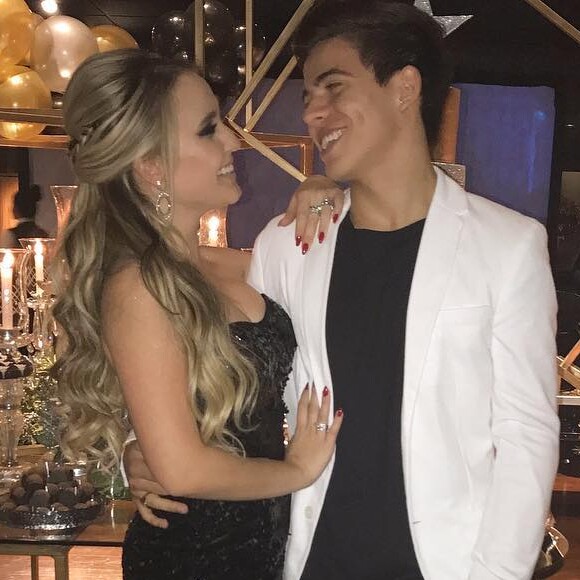 Thomaz Costa pagou R$ 1.200 por aliança de compromisso com Larissa Manoela