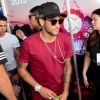 Neymar bloqueou os comentários na foto publicada no Instagram, mas seus seguidores do Twitter debateram a suposta indireta do craque para Bruna Marquezine, sua ex-namorada