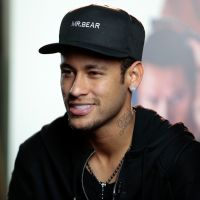 Neymar publica texto na web e fãs apontam: 'Indireta para a Bruna Marquezine'