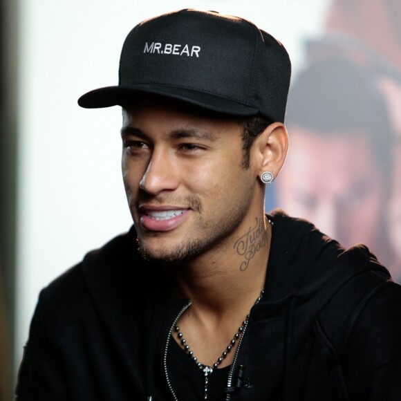 Fãs de Neymar apontam indireta para Bruna Marquezine em foto postada pelo jogador na tarde desta quarta-feira, dia 05 de julho de 2017