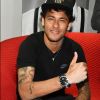 'Está parecendo aquela música 'Que saudade da minha ex'', brincou um fã de Neymar 