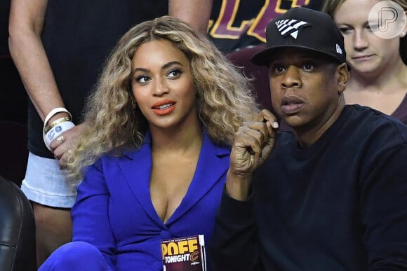 Jay-Z citou infidelidade a mulher, Beyoncé, ao anunciar seu novo disco '4:44'