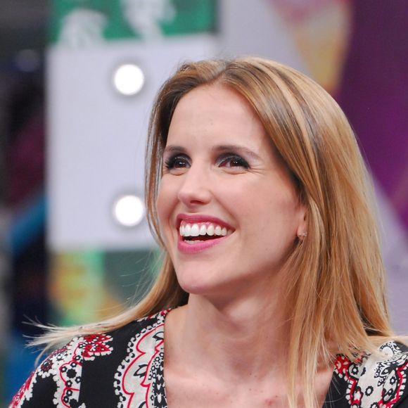 Mariana Ferrão contou que comprou uma boneca e um jogo de panelas de brinquedo para os filhos