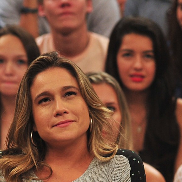 Fernanda Gentil explicou como foi assumir o namoro com uma mulher: 'A gente se apaixona e se encanta sempre por caráter, não por carcaça'