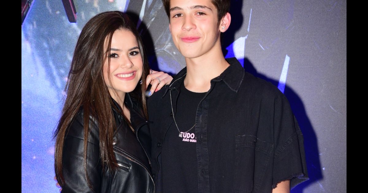 Maisa Silva e João Guilherme, com look total black, vão à pré-estreia ...