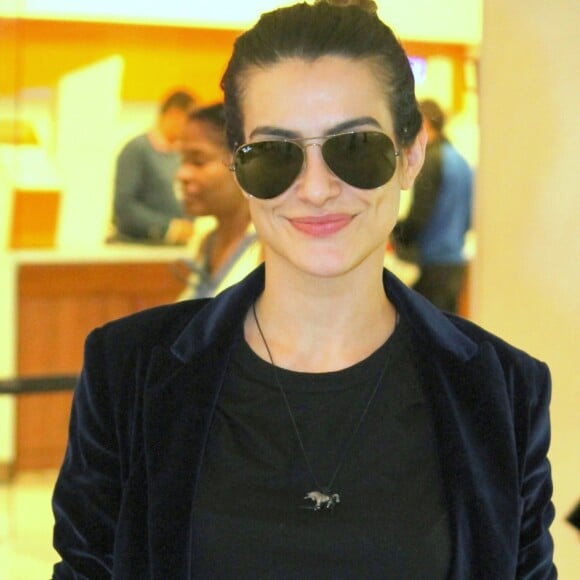 Cleo Pires também admitiu que se apaixonou por um parceiro de cena. Mas não deu detalhes