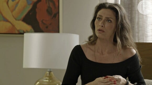 Cibele (Bruna Linzmeyer) aproveitará que Joyce (Maria Fernanda Cândido) vai se distrair com a água de coco e roubará a chupeta da criança para encaminhar para exame de DNA, na novela 'A Força do Querer'