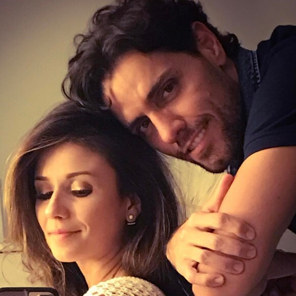 Namorada de Thiago Arancam, Paula Fernandes listou qualidades do cantor