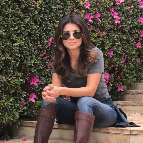 Fãs especularam que novo hit de Paula Fernandes é indireta para o ex-noivo