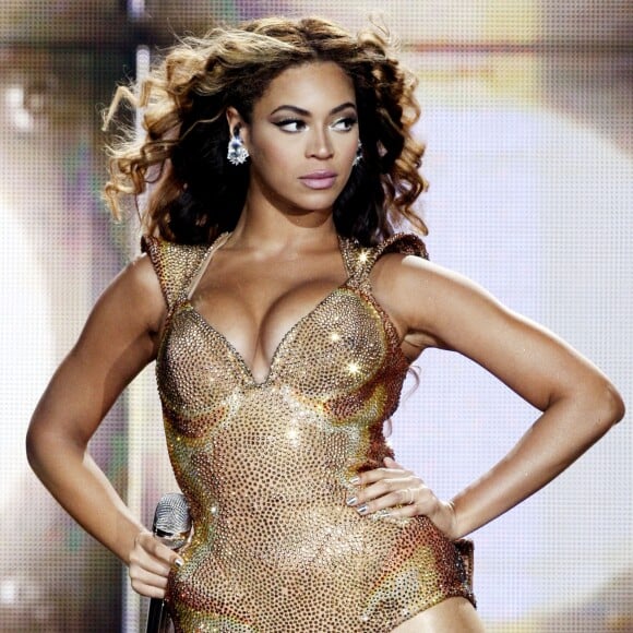 Beyoncé mostrou boa forma no Instagram um após o nascimento dos filhos gêmeos