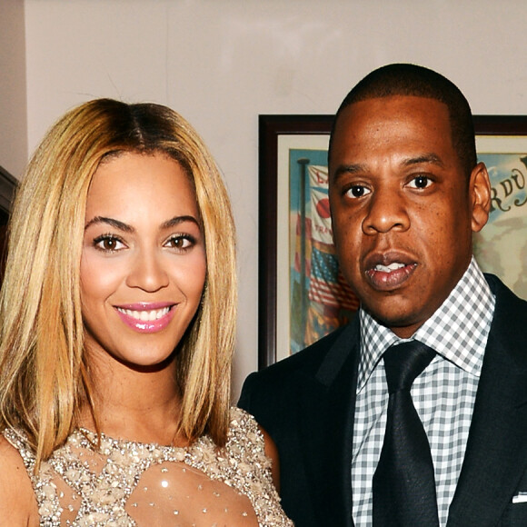 Mulher de Jay-Z, Beyoncé esbanjou boa forma um mês após nascimento dos filhos