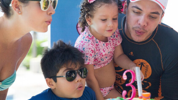 Wesley Safadão e Thyane Dantas festejam 3 anos da filha, Ysis, em parque. Fotos!