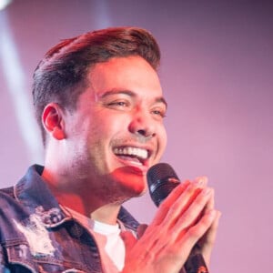 Wesley Safadão, mesmo fazendo sucesso em todo o Brasil, recentemente se desentendeu com o cantor Maluma e cancelou a parceria internacional