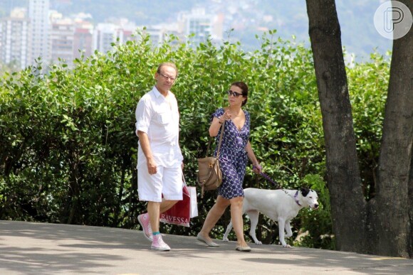 O último flagra do casal foi feito no  30 de março, quando José e Claudia passeavam com o cachorro de estimaçãi pela Lagoa Rodrigo de Freitas, na Zona Sul do Rio de Janeiro