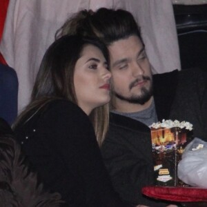 Luan Santana avisa sobre casamento com a namorada, Jade Magalhães: 'Só vai demorar um pouco'