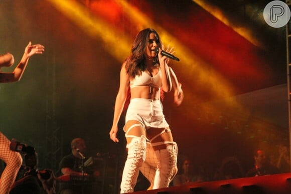 A cantora Anitta levou o público ao delírio ao cantar o hit 'Paradinha' na segunda edição do 'Canta Niterói', realizado no Teatro Popular de Niterói neste domingo, 23 de julho de 2017 
