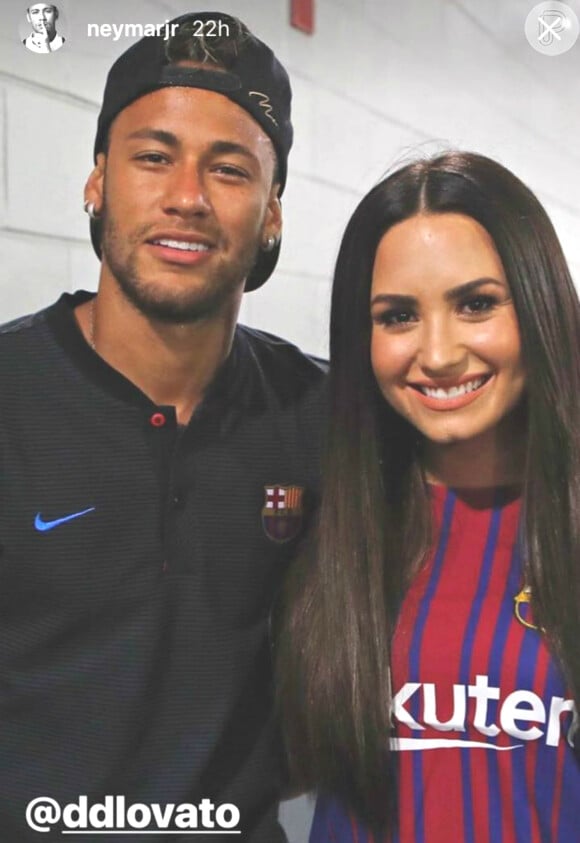 Demi Lovato posta nova foto de encontro com Neymar após jogo do Barcelona