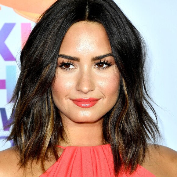 Mais conhecido como Dave-O, o especialista já ajudou Neymar a conhecer outras celebridades além de Demi Lovato como Justin Bieber, Joe Jonas, o ator Jamie Foxx, o piloto Lewis Hamilton, entre outros