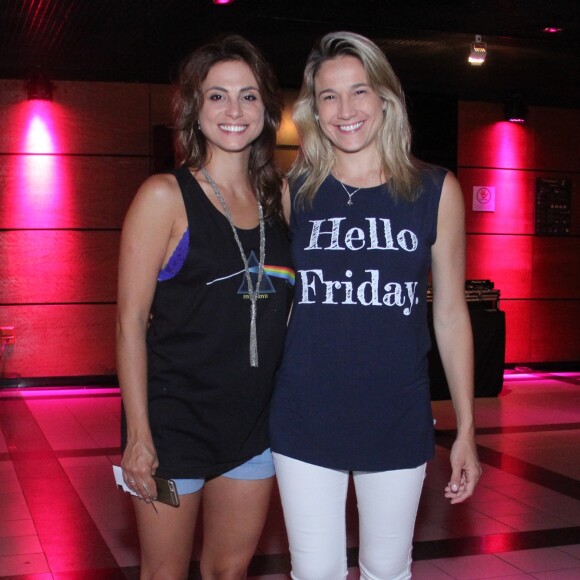 Fernanda Gentil posou com a namorada, Priscila Montandon, nesta segunda-feira, 24 de julho de 2017
