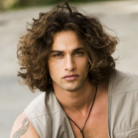 Na próxima semana de 'Malhação - Viva a Diferença', Deco (Pablo Morais) vai se arrepender de não ter acreditado em Keyla (Gabriela Medvedovski) e vai pedir para conhecer Tonico