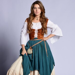 Rayanne Morais é a camponesa Pietra na novela 'Belaventura'