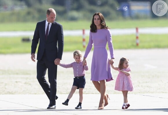 Kate Middleton e príncipe William estimulam os filhos a ficar longe da tecnologia