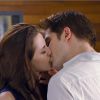 Kristen Stewart e Robert Pattinson ganharam quatro vezes o prêmio de melhor beijo no MTV Movie Awards com os beijos de Bella e Edward nos filmes que integram 'A Saga Crepúsculo' (2009 - 2012)
