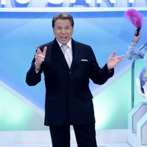 Silvio Santos foi chamado de homofóbico, machista e misógino por João Vicente de Castro