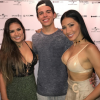 Thomaz Costa também publicou uma foto ao lado da dupla Simone e Simaria no Instagram. O encontro aconteceu na noite desta sexta-feira (28), em Miami