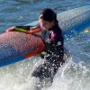 Isabella Santoni surfou em praia na manhã desta segunda-feira, 31 de julho de 2017