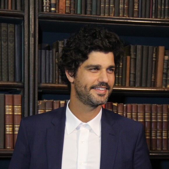 Bruno Cabrerizo e a it girl Kelly Bailey assumiram o namoro em agosto passado, mas relação já tem aproximadamente dois anos