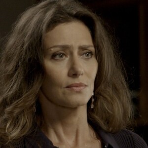 Joyce (Maria Fernanda Cândido) não vai aceitar a nova aparência de Ivana (Carol Duarte), na novela 'A Força do Querer'
