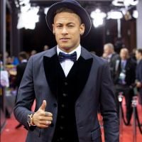 Jogador mais caro do mundo, Neymar vai para PSG com salário de R$ 148 milhões
